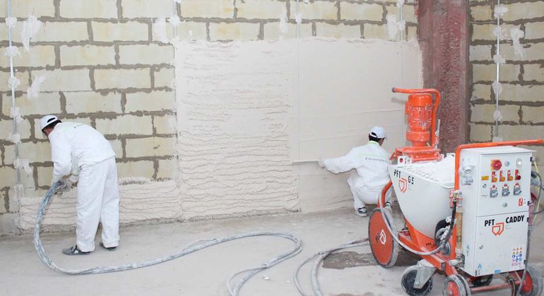 Механизированный способ штукатурки